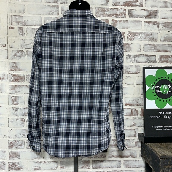 Theory button short men’s medium - Picture 2 of 7